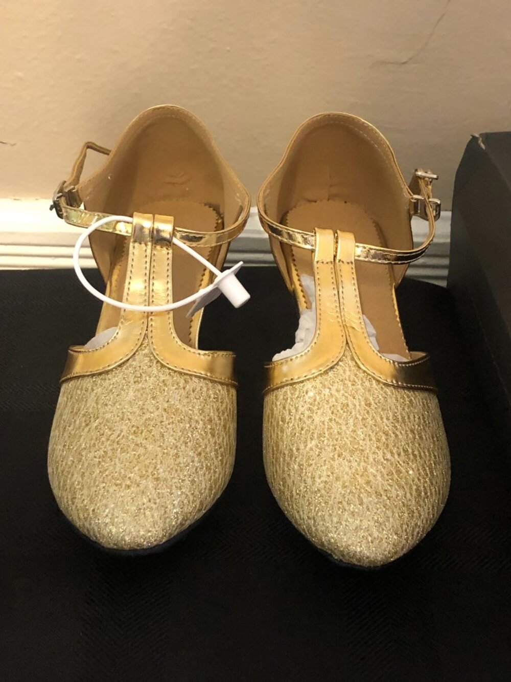 DanceandSway Gold Glitter T-Strap Salsa Ballroom Dance Heels Pumps 6